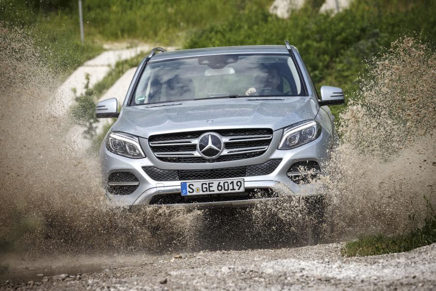 Mercedes-Benz GLE350 d 4Matic 2015 года  (фото 1 из 4)